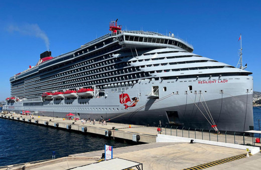 Bodrum'a "Resilient Lady" yolcu gemisiyle 1361 turist geldi!