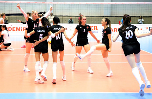 İşitme Engelliler Kadın Voleybol Milli Takımı, Avrupa ikincisi oldu!
