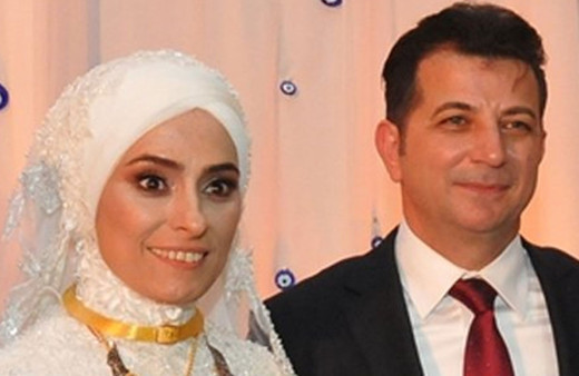 Zehra Taşkesenlioğlu şok itiraflar! Ünsal Ban'ın suçlarına şahit oldum! Evlenince kasa yaptırdı, borsayı manipüle etti