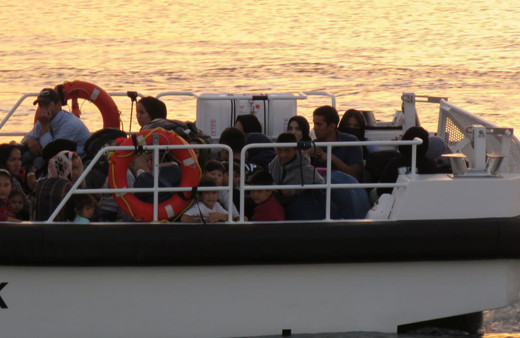 Çanakkale açıklarında 38 düzensiz göçmen yakalandı!