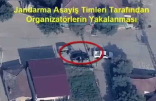 Bakan Yerlikaya görüntüleri paylaştı! Jandarma ve MİT'ten nokta operasyon: Göçmen kaçakçılarına ağır darbe!