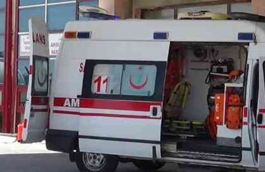 Olmaz olsun böyle evlat! Dövdüğü annesinin gözünü oydu