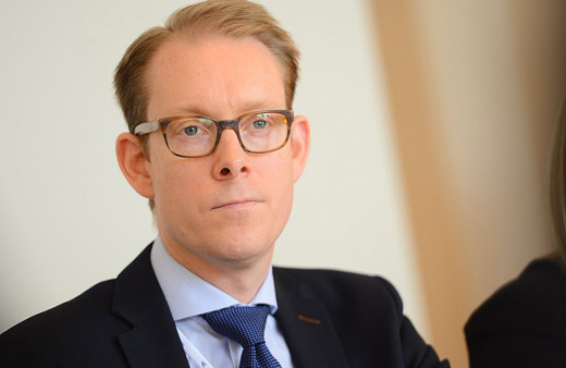 Polis koruması altında Kur'an'ın yakıldığı İsveç'ten ilginç açıklama: Eylemi kınıyoruz