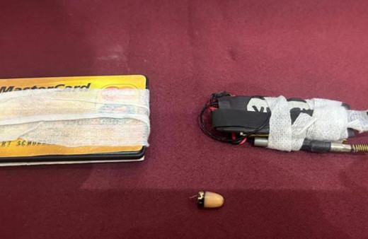 Ehliyet sınavında düğme görünümlü kamera ile yakalandı