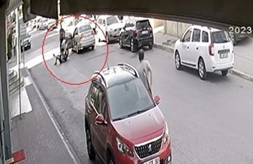 Otomobilinin önü kesilen bekçi feci şekilde darbedildi! O anlar kamerada