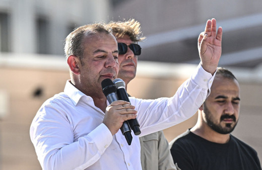 Bolu Belediye Başkanı Tanju Özcan CHP'den ihraç edildi