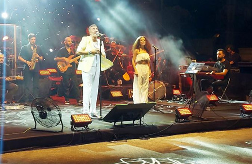 Bodrum’da ünlü sanatçı Hakan Altun izdihama neden oldu!