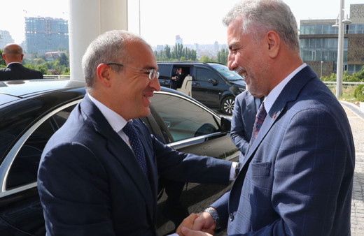 Ticaret Bakanı Ömer Bolat, Azerbaycan Ekonomi Bakanı ile buluştu!