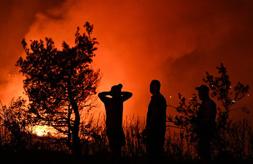 Orman yangınları sürüyor! Üç mahalle boşaltıldı... Çanakkale, İzmir, Antalya ve İstanbul...