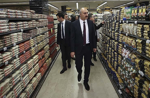 Fahiş fiyat artışı ve stokçuluk yapanlara 361 milyon TL ceza kesildi! Bakan Bolat: Fırsat vermeyeceğiz