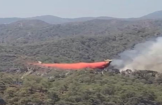 Fethiye'de çıkan orman yangınına müdahale ediliyor