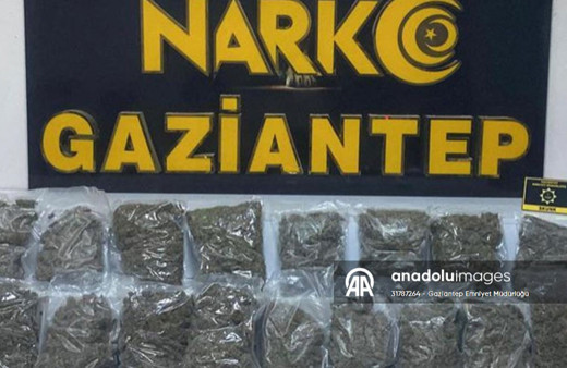 Gaziantep'te 8 kilo 550 gram skunk yakalandı!