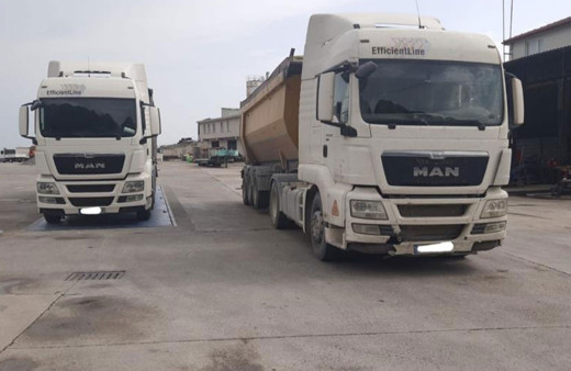 Sakarya'dan İstanbul’a kaçak deniz kumu taşırken yakalandılar!