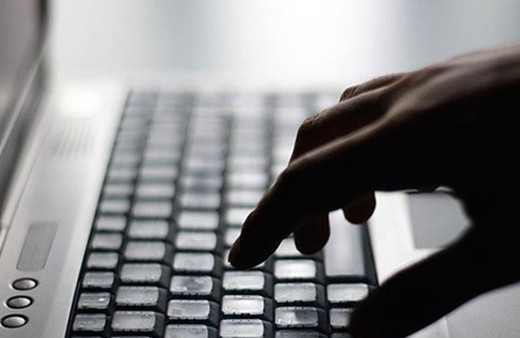 Evli ve 4 çocuk babası adam tanımadığı kadınla yazıştı hayatı kâbusa döndü!