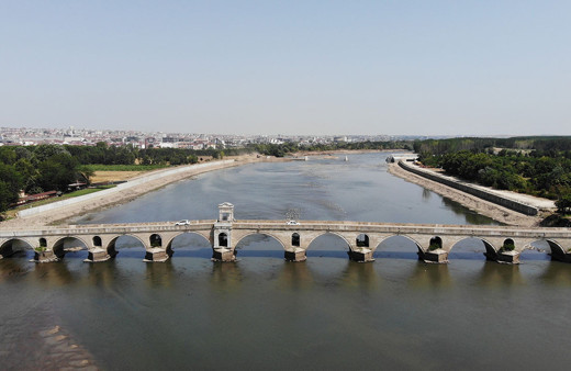Meriç Nehrinden korkutan görüntüler! Kuraklık şiddeti kasıp kavurdu