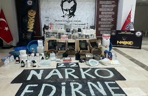 Üç şehirde uyuşturucu operasyonu! 5 şüpheli isim gözaltına alındı