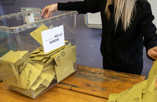 Yerel seçimlere ilişkin 50 ayrı simülasyon yapıldı kilit parti ortaya çıktı 4 büyükşehir el değiştiriyor