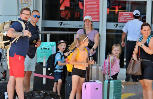 Antalya turizmi 2023 yılında rekorlara doymuyor! Rakamlar açıklandı, lider ülke belli oldu!