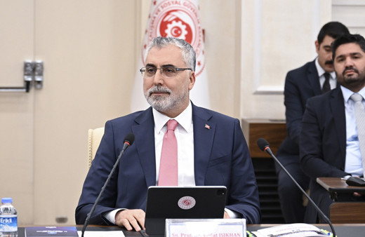 Memur ve memur emeklisinin toplu sözleşme süreci başladı! Bakan Işıkhan'dan açıklama