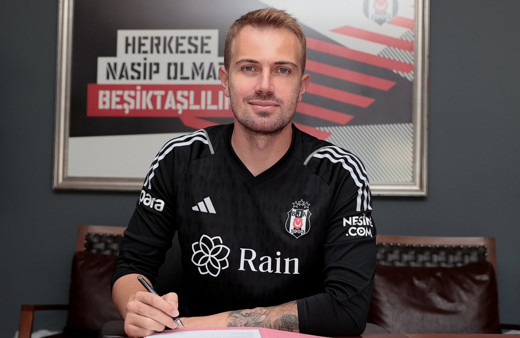 Beşiktaş resmen açıkladı! Mert Günok'un sözleşmesi uzatıldı...
