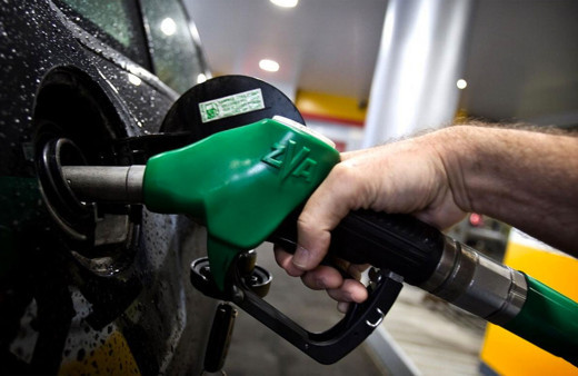 Necmettin Batırel'den ürküten tahmin: Benzin ve motorin litresi 44 TL'ye yükselecek