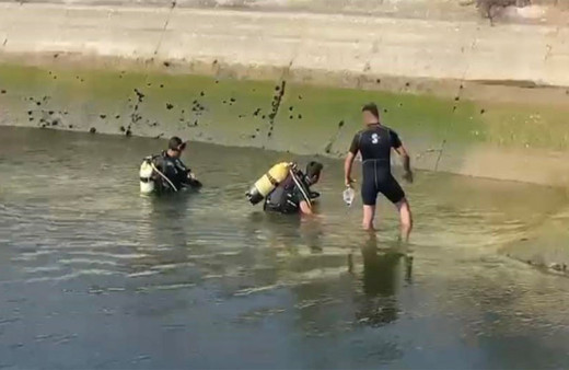 Serinlemek için su kanalına giren gençlerin eğlencesi kötü bitti! 3 gençten biri kanalda kayboldu