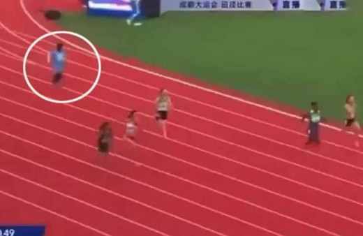 Yeğenini 100 metre yarışına gönderen federasyon başkanı görevinden oldu