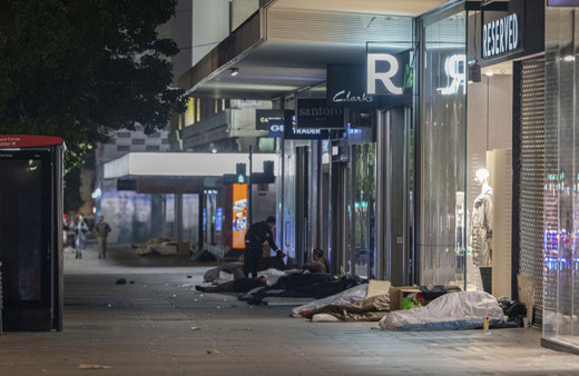 Londra'da sokakta uyuyan evsizlerin sayısı artıyor!