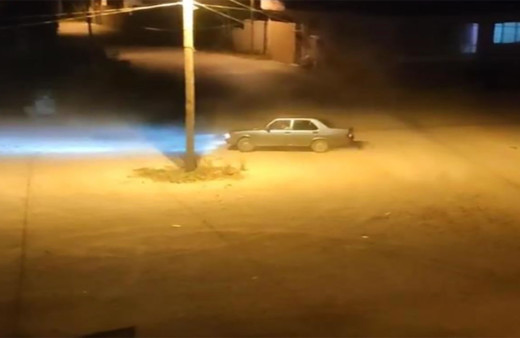 Trafik magandası dehşet saçtı! Mahalle arasında kimseye aldırış etmeden drift attı