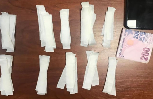 Bağcılar'da emniyet ekiplerinden uyuşturucu operasyonu!