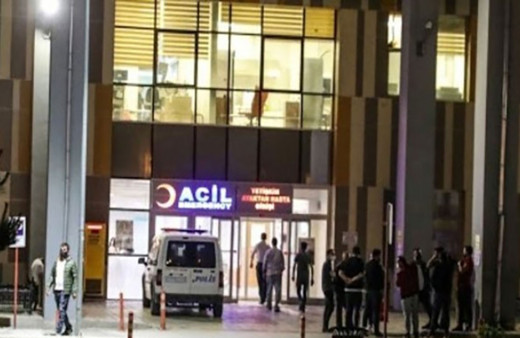 Esenyurt'ta çocukların kavgası iki aileyi birbirine düşürdü! Aileler birbirine, silah ve döner bıçağıyla saldırdı