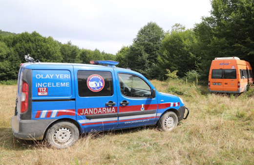 3 gündür kayıp olan adamın cesedini av köpeği ormanda buldu!