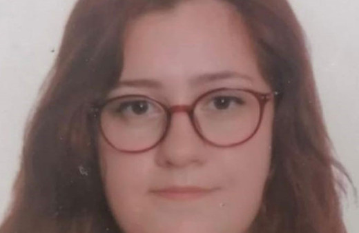 Üniversiteli genç kız evde saçını boyattı bir anda fenalaşıp öldü!