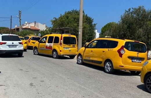 Ölüm taksi şoförünü direksiyon başında yakaladı!