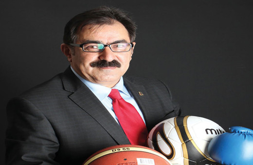 Türkiye Boks Federasyonu'nun Basın eski Asbaşkanınından çarpıcı sözler: "Türk boksunun hayrına olacaksa çeneme kilit vurmam"