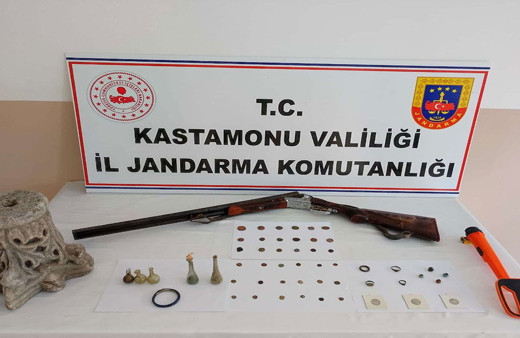 Kastamonu'da tarihi eser kaçakçılarına operasyon! Çok sayıda tarihi eser ele geçirildi: 1 gözaltı