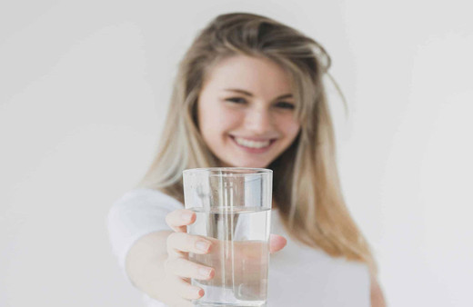 Günlük ne kadar su içmeniz gerektiğine dikkat! Uzmanlar uyardı "Çoğu kişi yanlış biliyor"