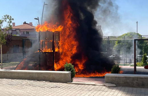 Nevşehir'de çocuk oyun parkı cayır cayır yandı!