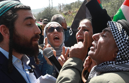 Yahudi yerleşimci şiddeti 1 yılda 500 Filistinliyi yerinden etti!