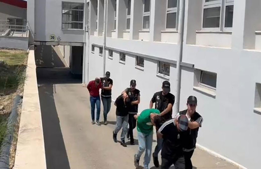 Adana'da büyük uyuşturucu vurgunu! 969 uyuşturucu hap ele geçirildi