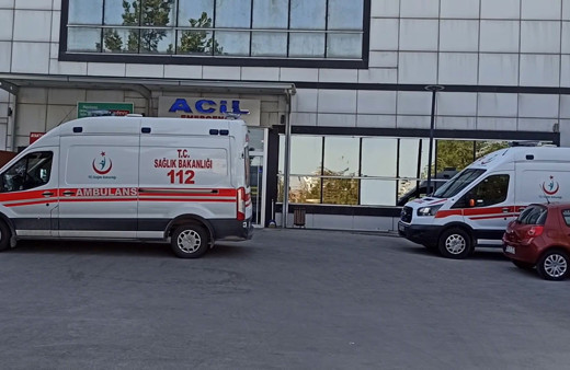 Batman'da gıda zehirlenmesi aileden 10 kişiyi hastanelik etti!