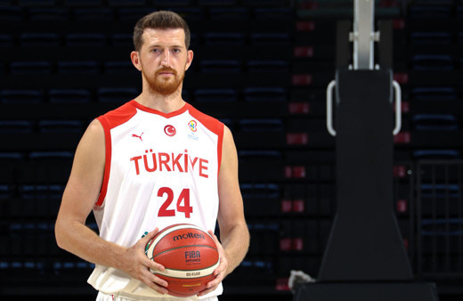 Anadolu Efes, milli basketbolcu Ercan Osmani'yi transfer etti
