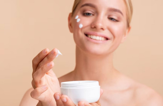 Sahte cilt ürünlerine dikkat: Hayatı tehdit edici boyuta gelebilir!