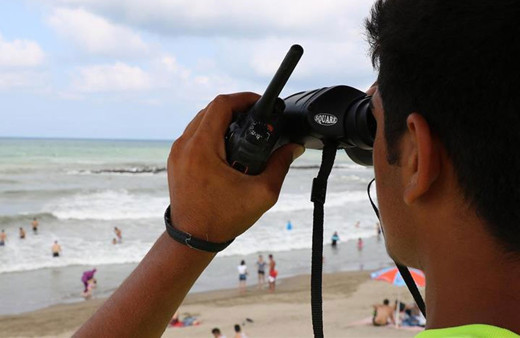 Samsun'da denize giren 3 çocuk boğulma tehlikesi geçirdi