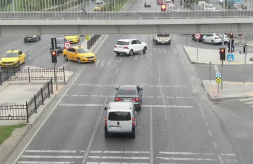 İstanbul'da dron destekli kırmızı ışık ihlali denetimi!