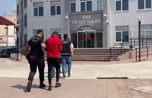 İzmir'de uyuşturucu operasyonu! Araca yapılan aramada çok sayıda uyuşturucu ele geçirildi