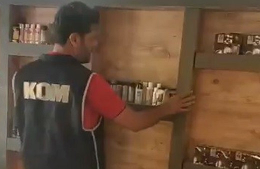 Konya'da dev kaçakçılık operasyonu! Polisin fark ettiği gizli bölmeden neler çıktı neler