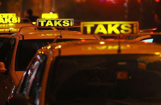 Taksi durakları mobil uygulamalar yüzünden yok oluyor!