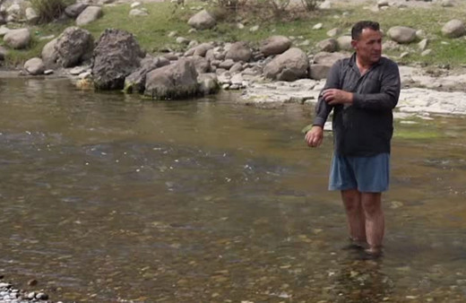 İran kuraklıkla kavrulan Irak'a akan nehrin suyunu kesti!