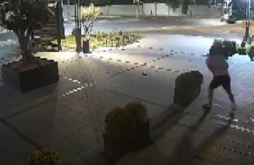 Telefonda tartıştıktan sonra buluşan iki akraba birbirlerine kurşun yağdırdı